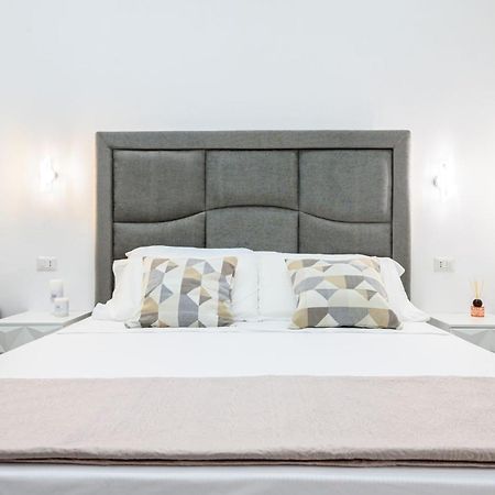 נאפולי Giordano Suite Center מראה חיצוני תמונה