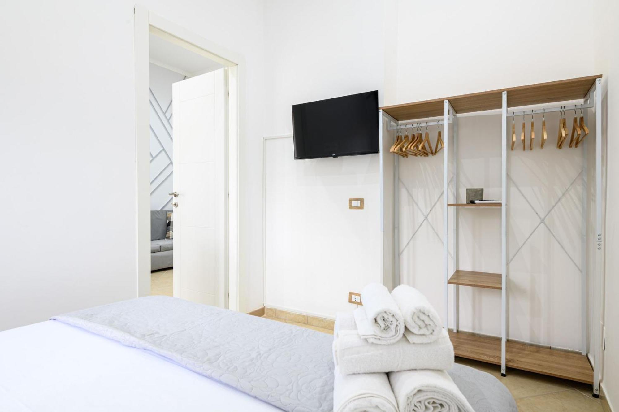 נאפולי Giordano Suite Center מראה חיצוני תמונה