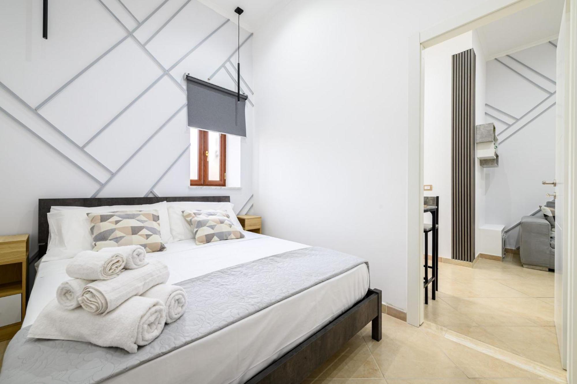 נאפולי Giordano Suite Center מראה חיצוני תמונה