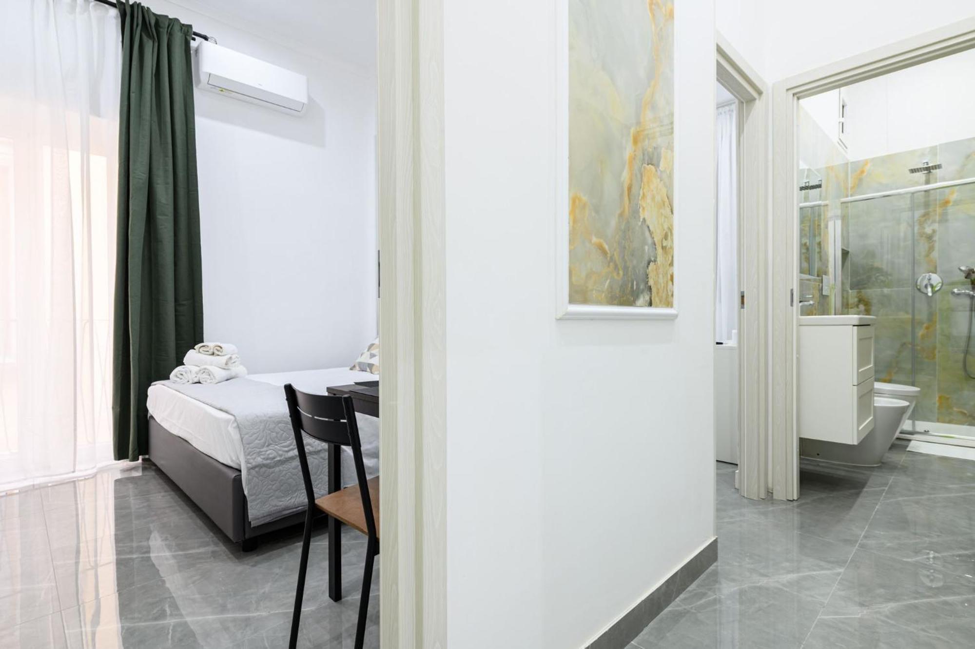 נאפולי Giordano Suite Center מראה חיצוני תמונה