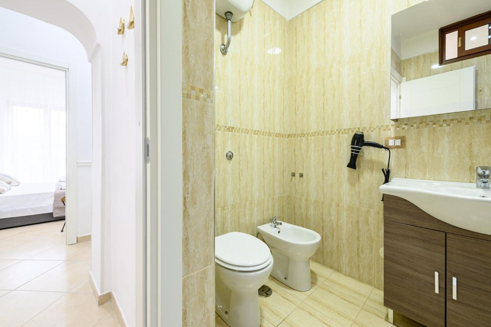 נאפולי Giordano Suite Center מראה חיצוני תמונה