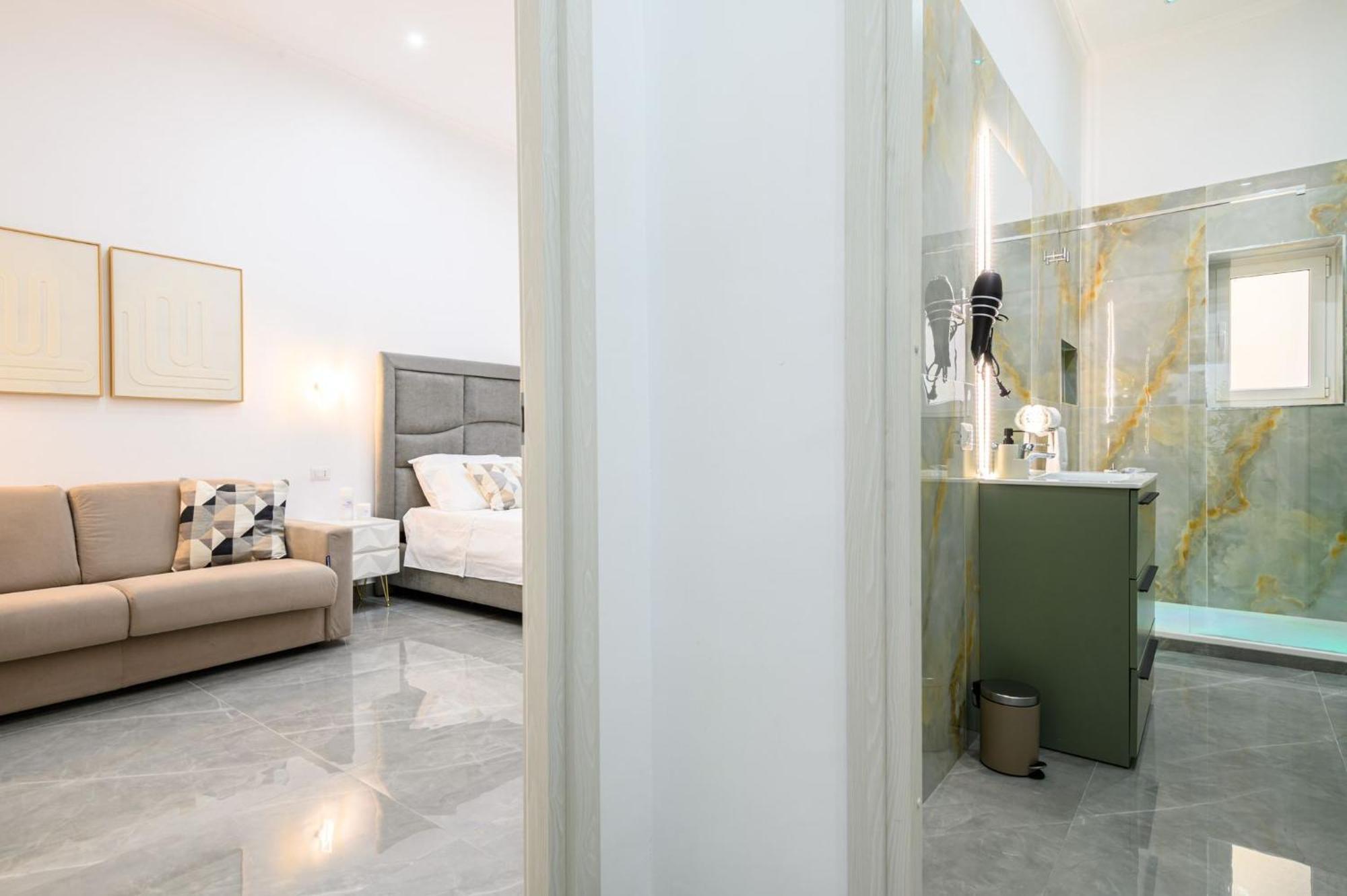 נאפולי Giordano Suite Center מראה חיצוני תמונה