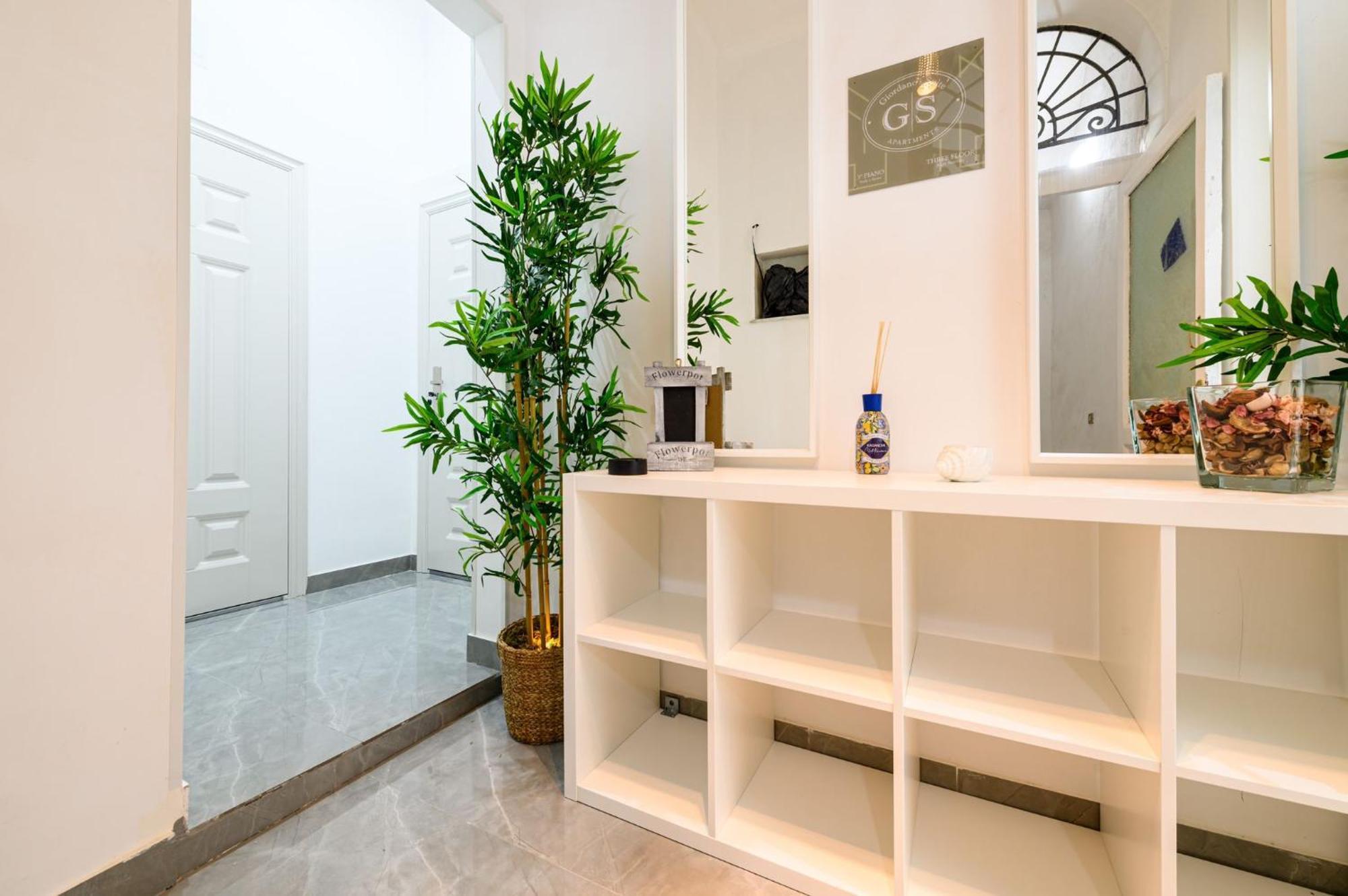 נאפולי Giordano Suite Center מראה חיצוני תמונה